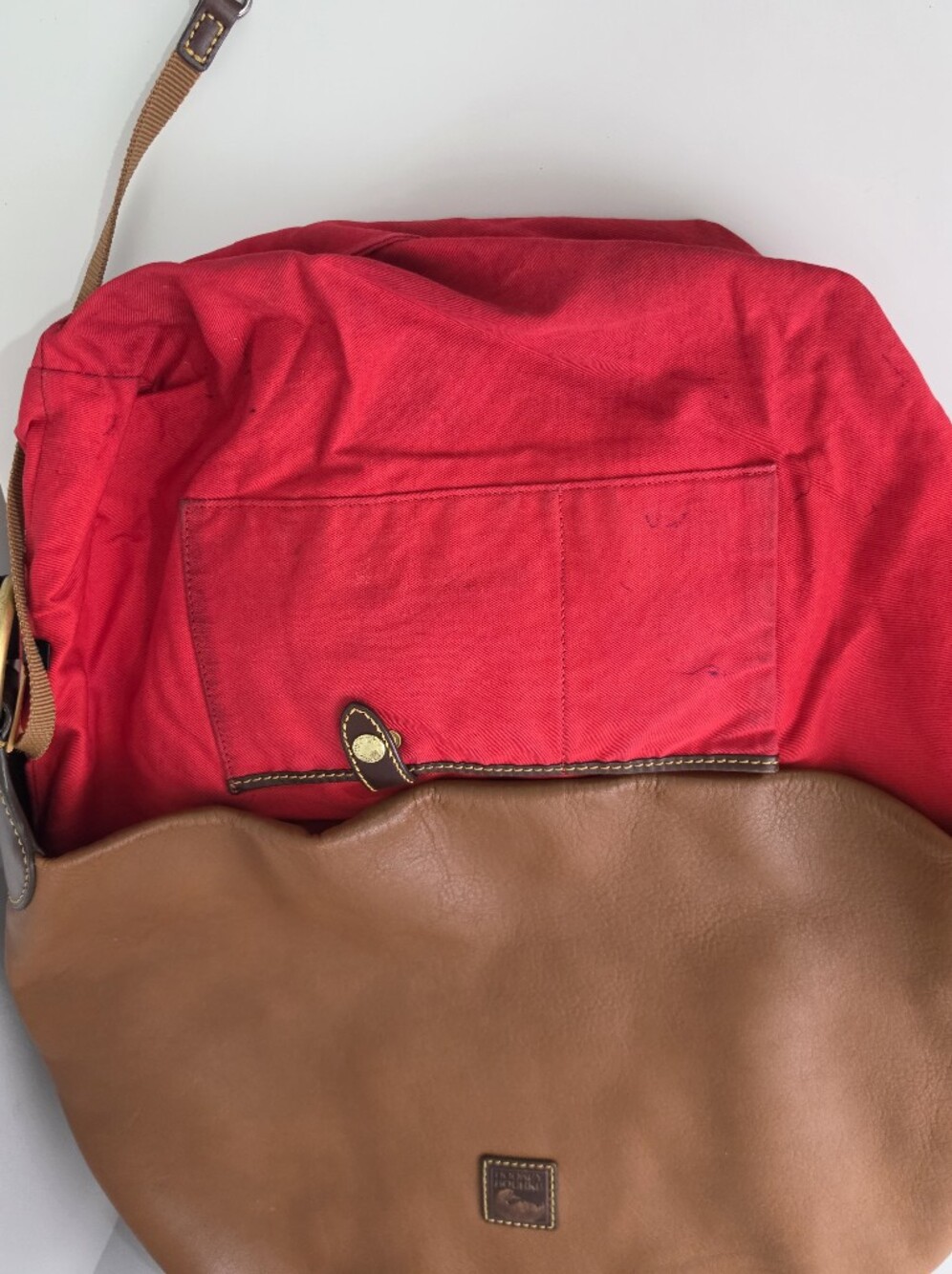 Dooney & Bourke Brown Leather Hobo Shoulder Bag Large Red Lining - Picture 10 of 16